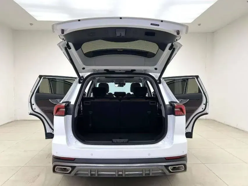 2024 Chery Tiggo 8 PRO 2.0T 254HP L4 7DCT,autocango,china used car exporter,china ev exporter,chinese used car exporter,chinese used ev exporter