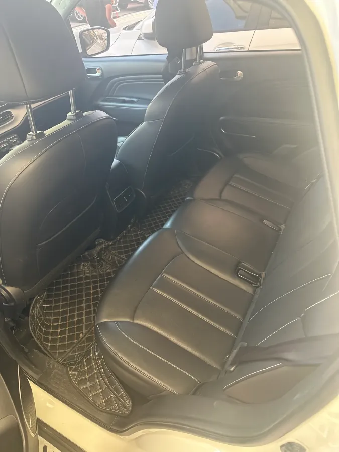2021 GAC Trumpchi GS3 1.5T 169HP L4 6AT,autocango,china used car exporter,china ev exporter,chinese used car exporter,chinese used ev exporter