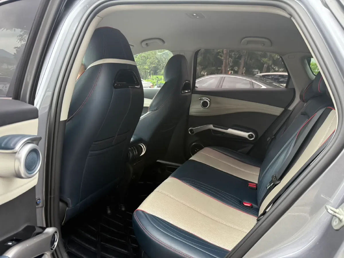 2022 Hycan Z03 BEV 64.23KWH,autocango,china used car exporter,china ev exporter,chinese used car exporter,chinese used ev exporter
