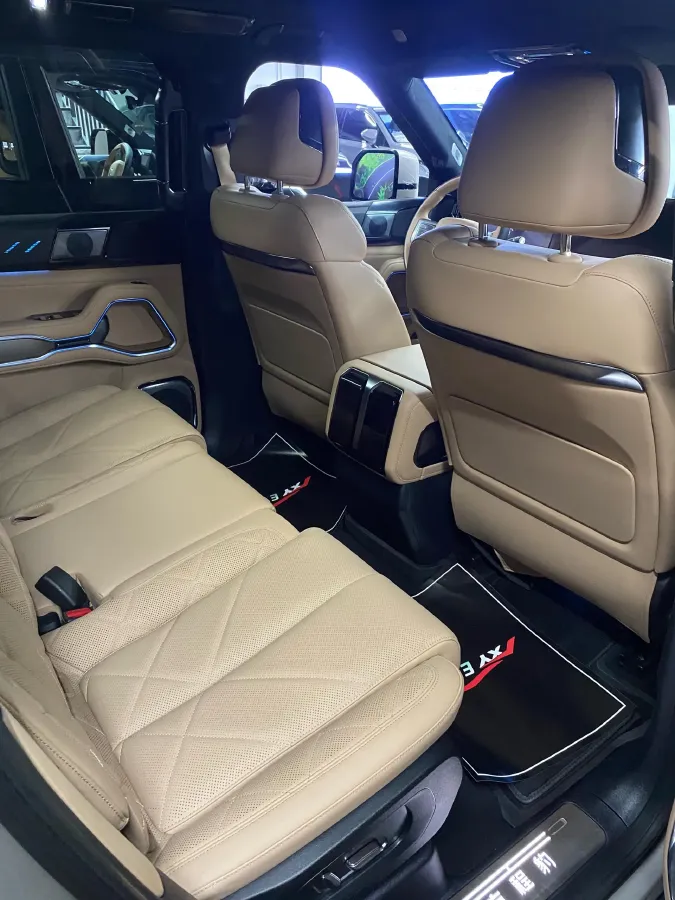 2025 FangChengBao Bao 8 2.0T 245HP L4 E-CVT PHEV 36.8KWH,autocango,china used car exporter,china ev exporter,chinese used car exporter,chinese used ev exporter