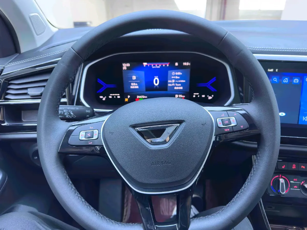 2022 Jetta VS7 1.4T 150HP L4 6AT,autocango,china used car exporter,china ev exporter,chinese used car exporter,chinese used ev exporter