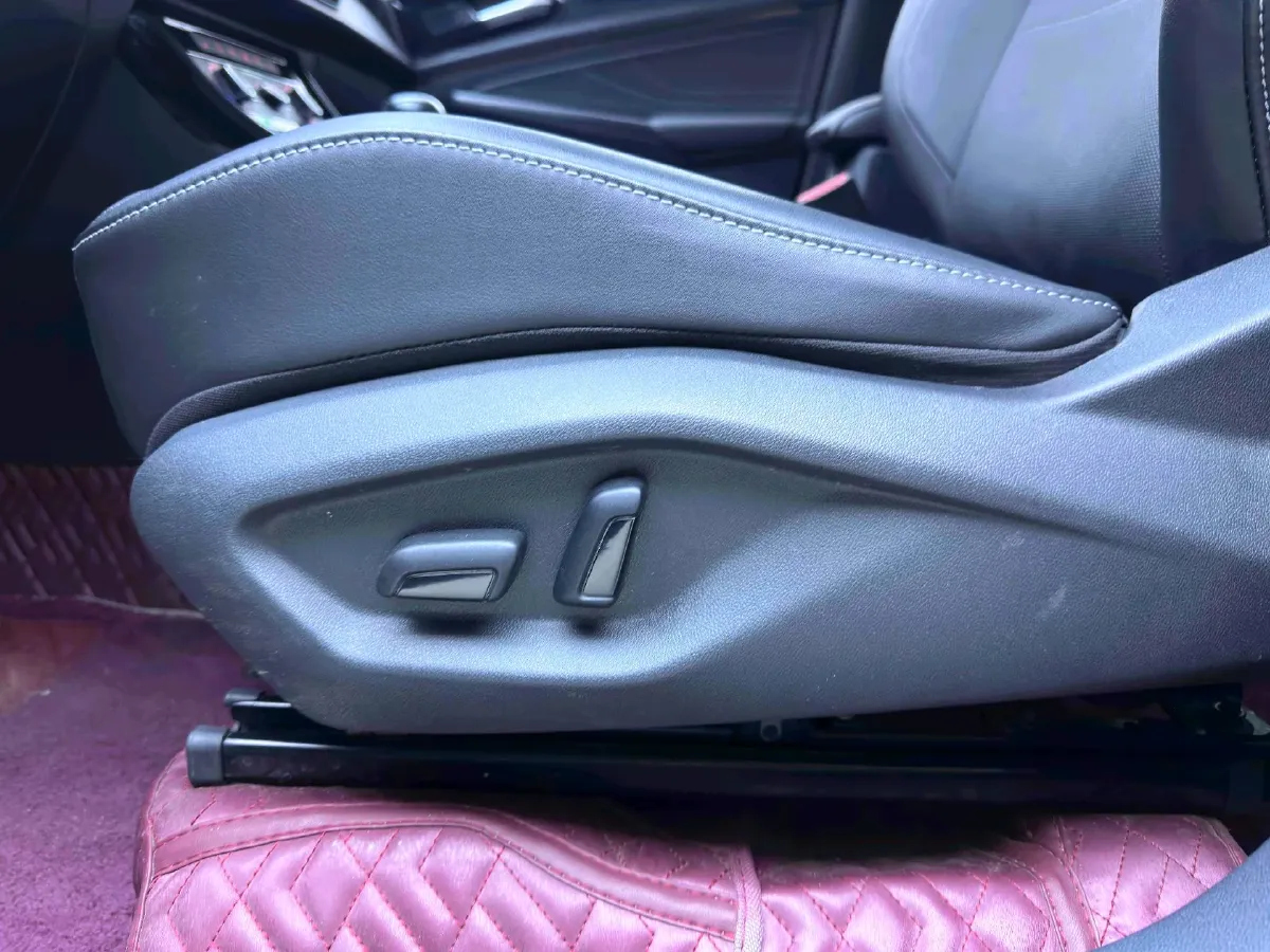 2022 Jetta VS7 1.4T 150HP L4 6AT,autocango,china used car exporter,china ev exporter,chinese used car exporter,chinese used ev exporter