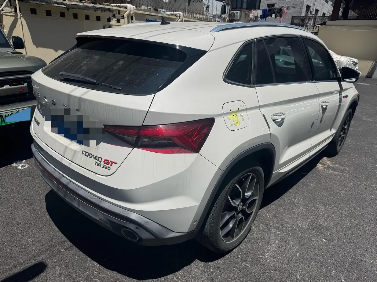 2019 Skoda Superb 2.0T 220HP L4 7DCT,autocango,china used car exporter,china ev exporter,chinese used car exporter,chinese used ev exporter