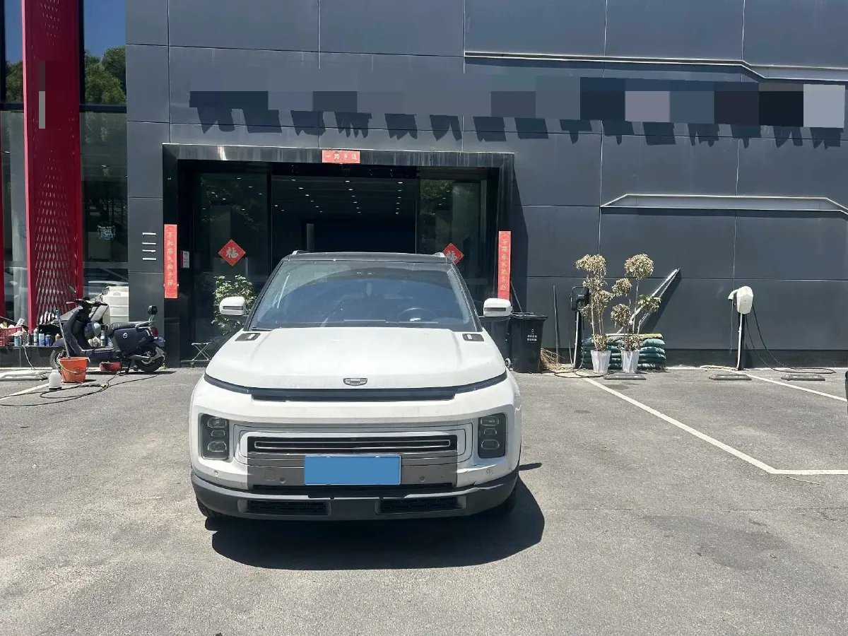 2020 Geely ICON 1.5T 177HP L3 7DCT,autocango,china used car exporter,china ev exporter,chinese used car exporter,chinese used ev exporter