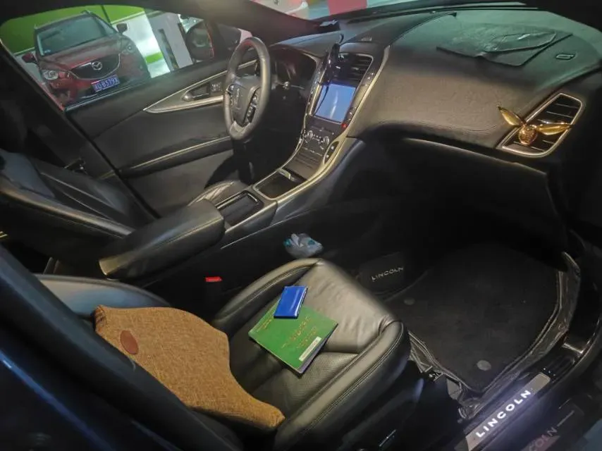2019 Lincoln Nautilus 2.0T 224HP L4 8AT,autocango,china used car exporter,china ev exporter,chinese used car exporter,chinese used ev exporter