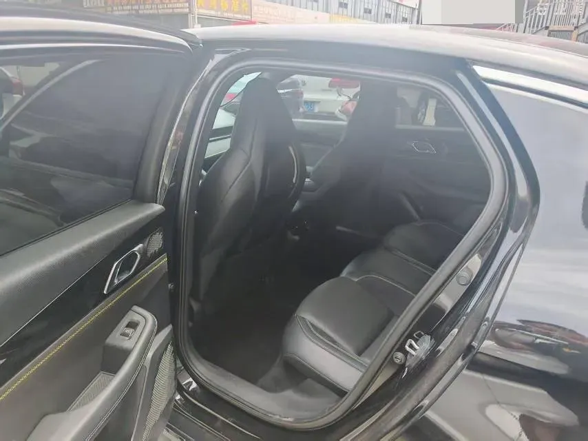 2023 MAXUS G50 1.5T 181HP L4 7DCT,autocango,china used car exporter,china ev exporter,chinese used car exporter,chinese used ev exporter