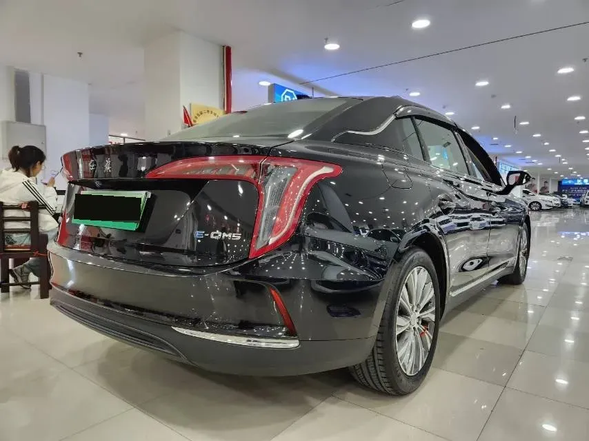 2024 HongQi E-QM5 BEV 60KWH,autocango,china used car exporter,china ev exporter,chinese used car exporter,chinese used ev exporter