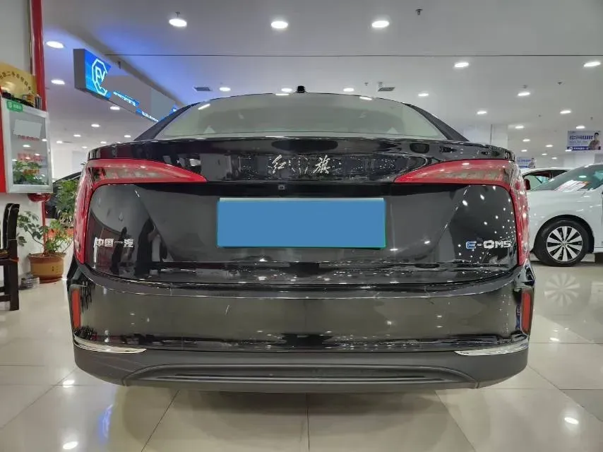 2024 HongQi E-QM5 BEV 60KWH,autocango,china used car exporter,china ev exporter,chinese used car exporter,chinese used ev exporter