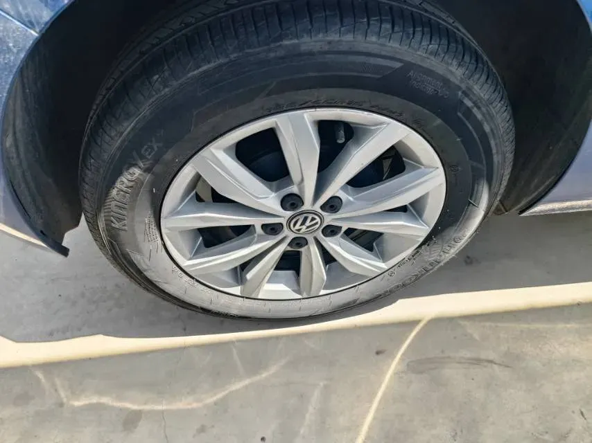2019 Volkswagen Polo 1.5L 113HP L4 6AT,autocango,china used car exporter,china ev exporter,chinese used car exporter,chinese used ev exporter
