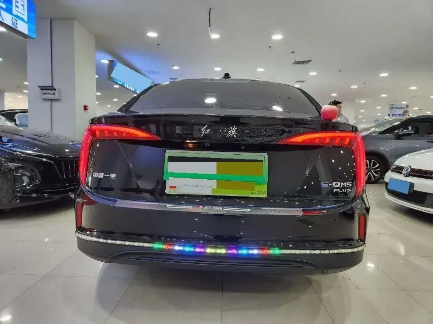 2024 HongQi E-QM5 BEV 72KWH,autocango,china used car exporter,china ev exporter,chinese used car exporter,chinese used ev exporter