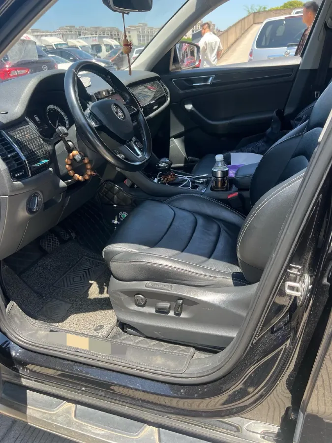 2018 Skoda Kodiak 2.0T 220HP L4 7DCT,autocango,china used car exporter,china ev exporter,chinese used car exporter,chinese used ev exporter