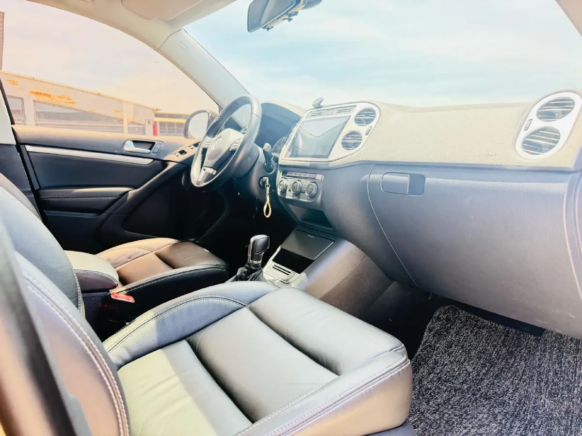 2016 Volkswagen Tiguan 1.8T 160HP L4 6AT,autocango,china used car exporter,china ev exporter,chinese used car exporter,chinese used ev exporter