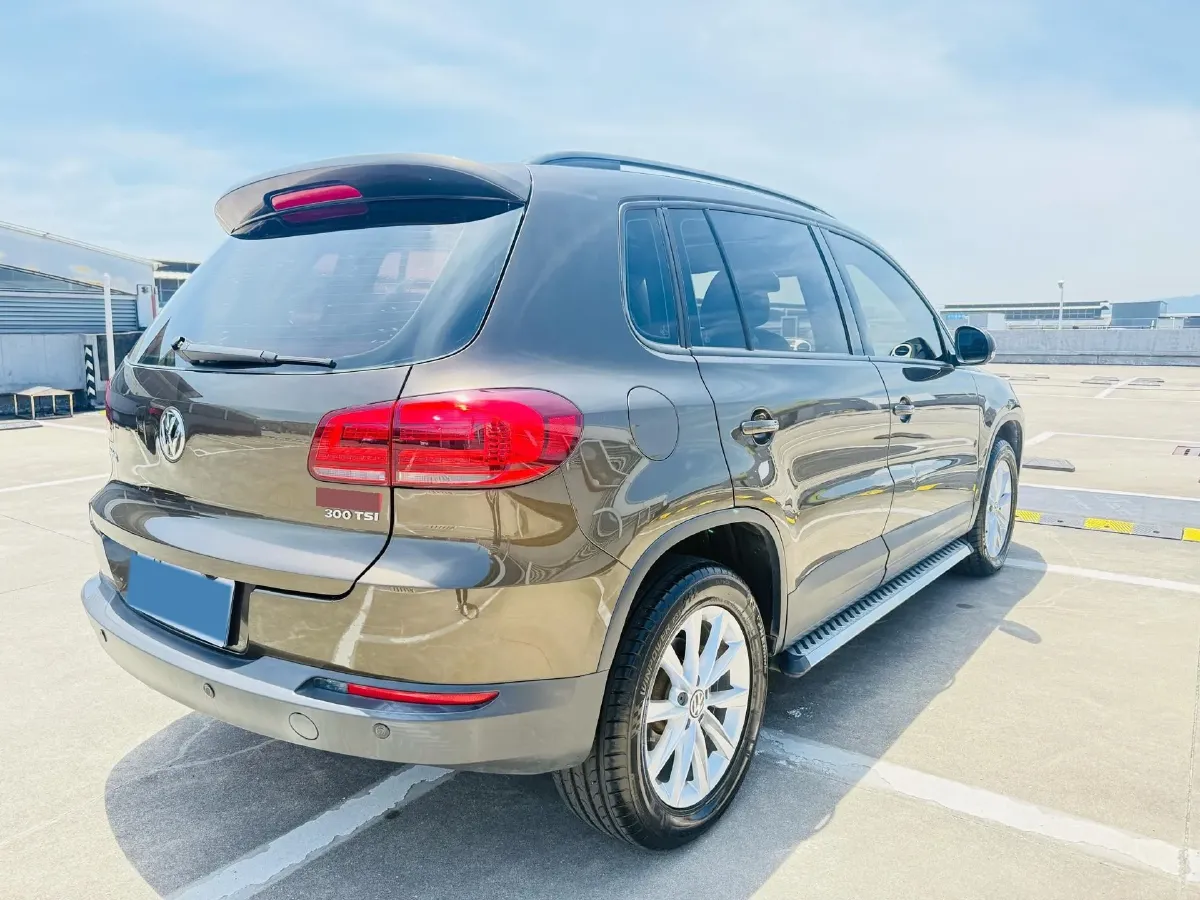 2016 Volkswagen Tiguan 1.8T 160HP L4 6AT,autocango,china used car exporter,china ev exporter,chinese used car exporter,chinese used ev exporter