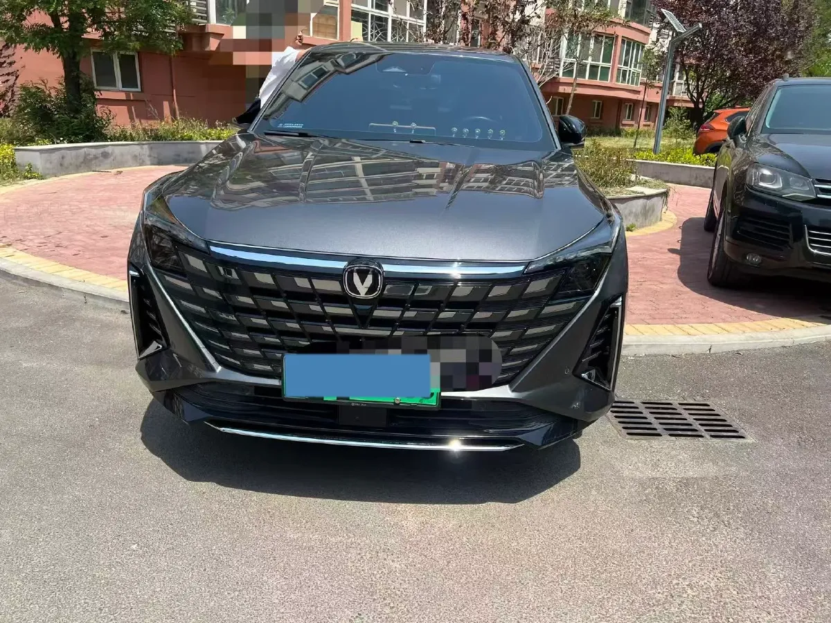 2024 ChangAn UNI-Z 1.5L 98HP L4 E-CVT PHEV 18.4KWH,autocango,china used car exporter,china ev exporter,chinese used car exporter,chinese used ev exporter