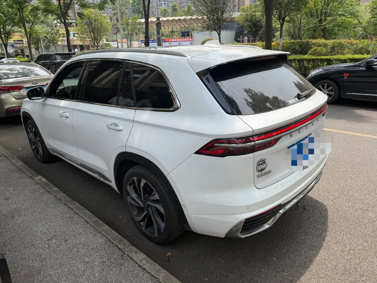 2021 Geely Monjaro 2.0T 238HP L4 8AT,autocango,china used car exporter,china ev exporter,chinese used car exporter,chinese used ev exporter