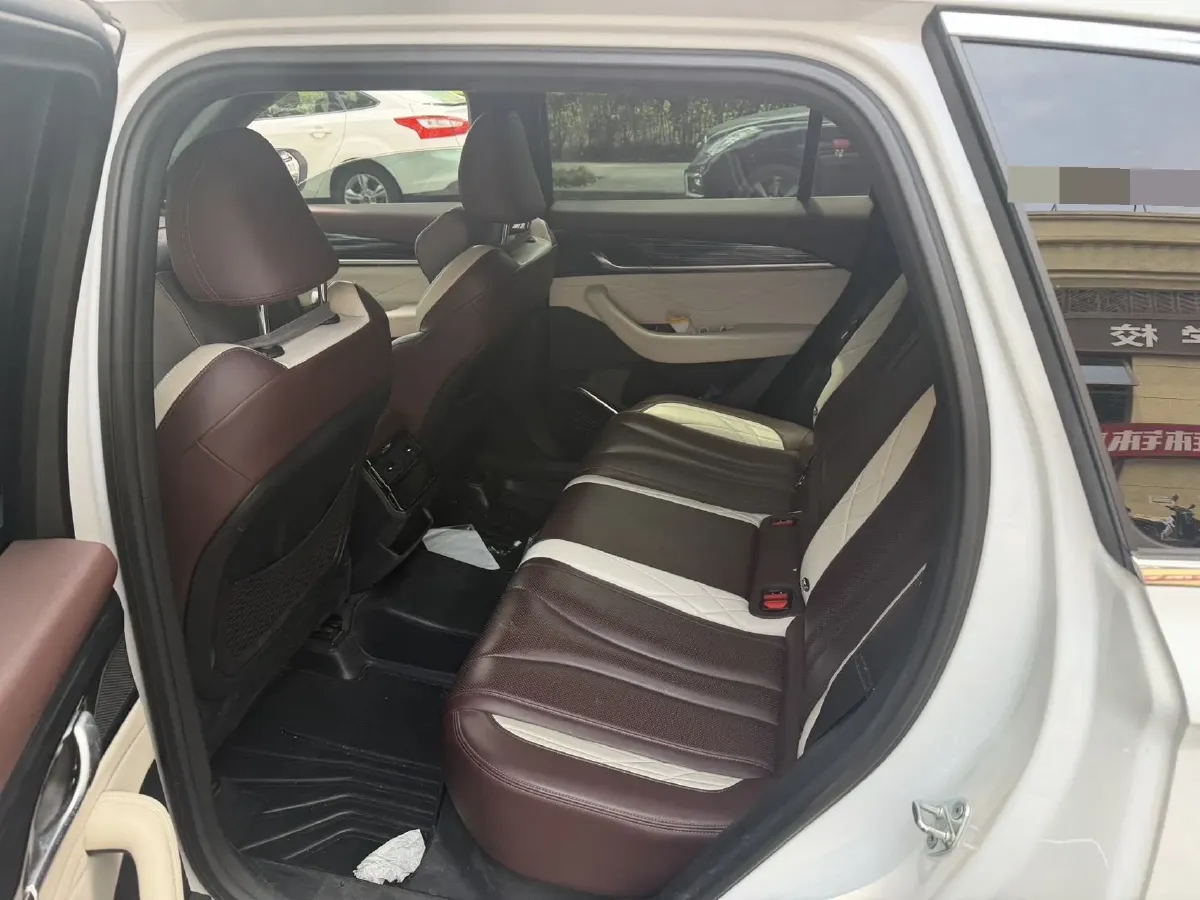 2021 Geely Monjaro 2.0T 238HP L4 8AT,autocango,china used car exporter,china ev exporter,chinese used car exporter,chinese used ev exporter