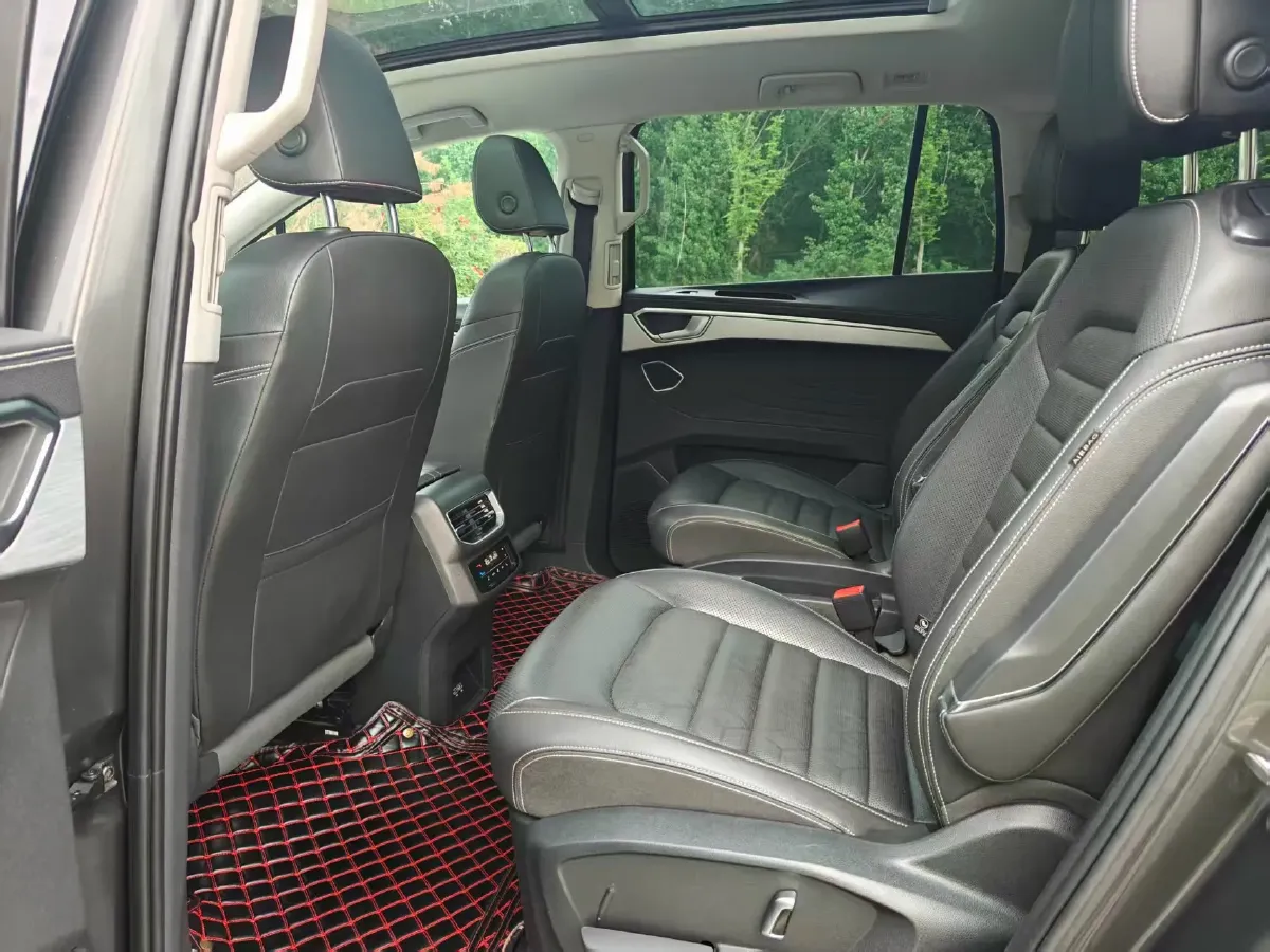 2022 Volkswagen Talagon 2.0T 220HP L4 7DCT,autocango,china used car exporter,china ev exporter,chinese used car exporter,chinese used ev exporter