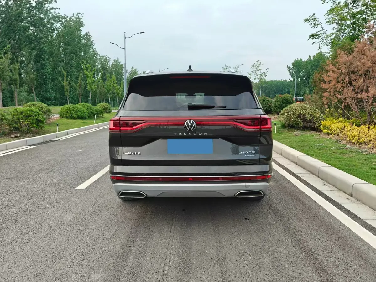 2022 Volkswagen Talagon 2.0T 220HP L4 7DCT,autocango,china used car exporter,china ev exporter,chinese used car exporter,chinese used ev exporter