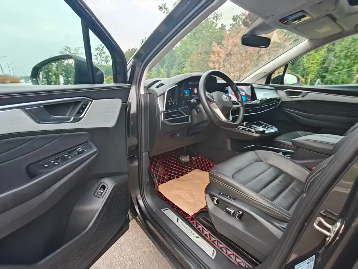 2022 Volkswagen Talagon 2.0T 220HP L4 7DCT,autocango,china used car exporter,china ev exporter,chinese used car exporter,chinese used ev exporter