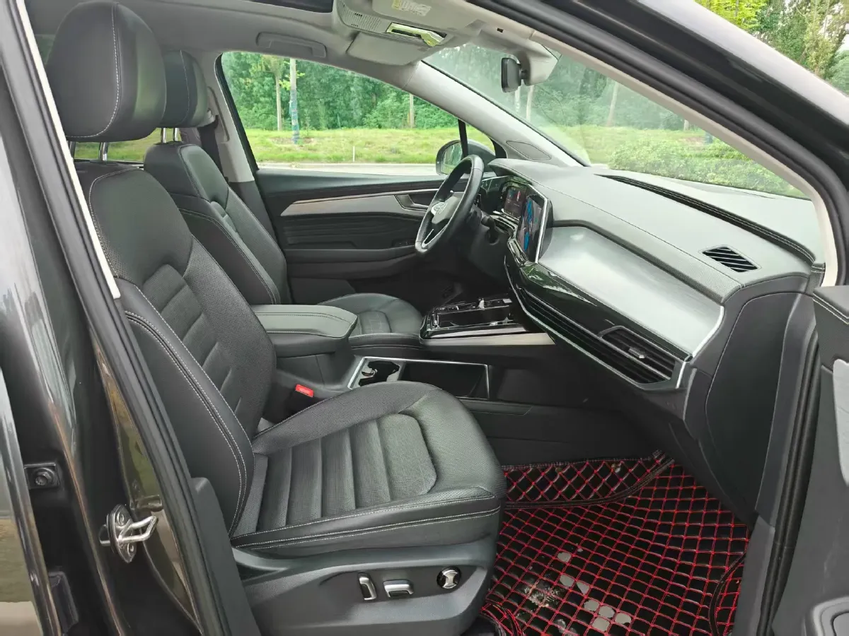 2022 Volkswagen Talagon 2.0T 220HP L4 7DCT,autocango,china used car exporter,china ev exporter,chinese used car exporter,chinese used ev exporter
