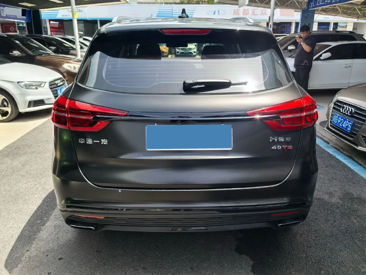 2022 HongQi HS5 2.0T 224HP L4 6AT,autocango,china used car exporter,china ev exporter,chinese used car exporter,chinese used ev exporter