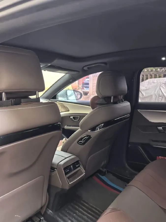 2020 WEY VV7 2.0T 227HP L4 7DCT PHEV,autocango,china used car exporter,china ev exporter,chinese used car exporter,chinese used ev exporter