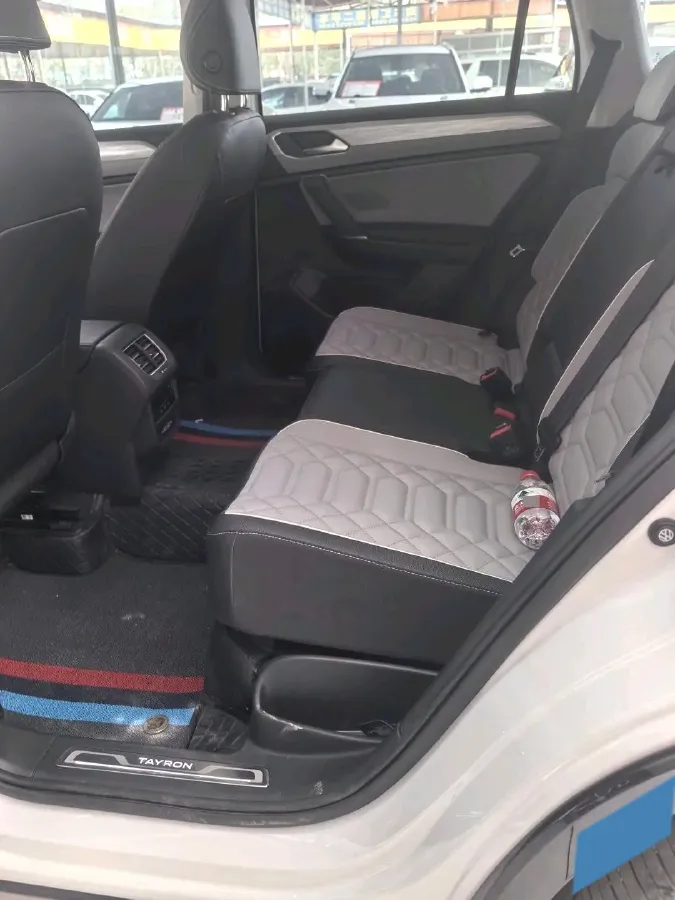 2024 Volkswagen Tayron 2.0T 220HP L4 7DCT,autocango,china used car exporter,china ev exporter,chinese used car exporter,chinese used ev exporter