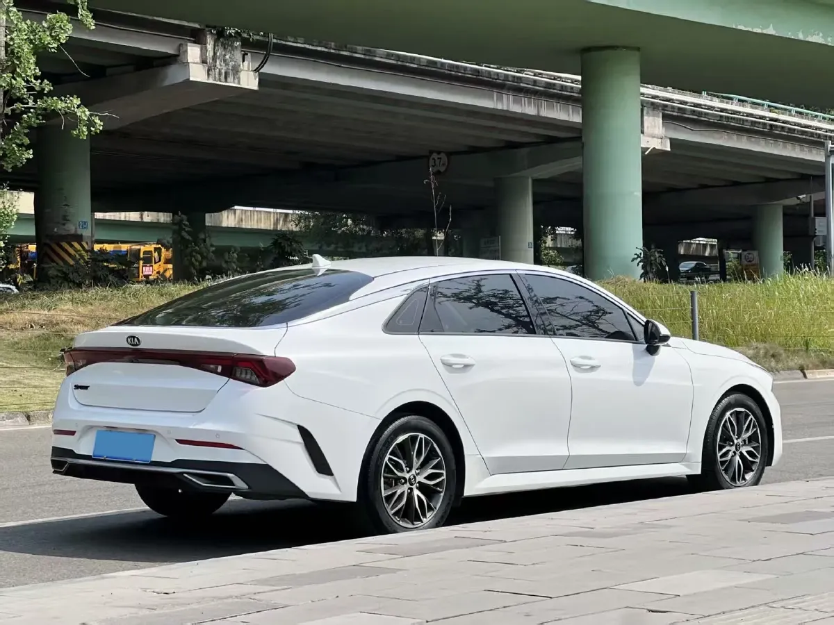 2020 Kia K5 1.5T 170HP L4 7DCT,autocango,china used car exporter,china ev exporter,chinese used car exporter,chinese used ev exporter