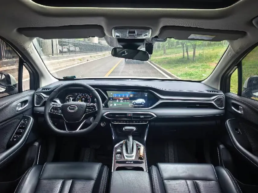 2022 GAC Trumpchi GS4 1.5T 169HP L4 6AT,autocango,china used car exporter,china ev exporter,chinese used car exporter,chinese used ev exporter