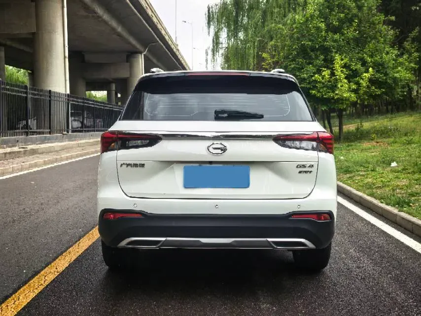 2022 GAC Trumpchi GS4 1.5T 169HP L4 6AT,autocango,china used car exporter,china ev exporter,chinese used car exporter,chinese used ev exporter