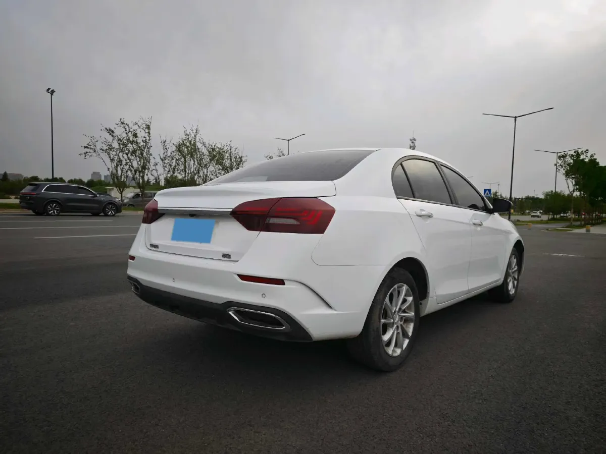 2021 BaoJun 530 1.5T 147HP L4 CVT,autocango,china used car exporter,china ev exporter,chinese used car exporter,chinese used ev exporter