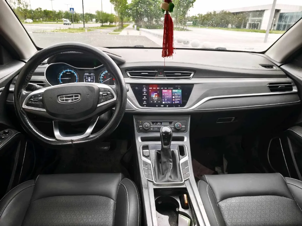 2021 BaoJun 530 1.5T 147HP L4 CVT,autocango,china used car exporter,china ev exporter,chinese used car exporter,chinese used ev exporter