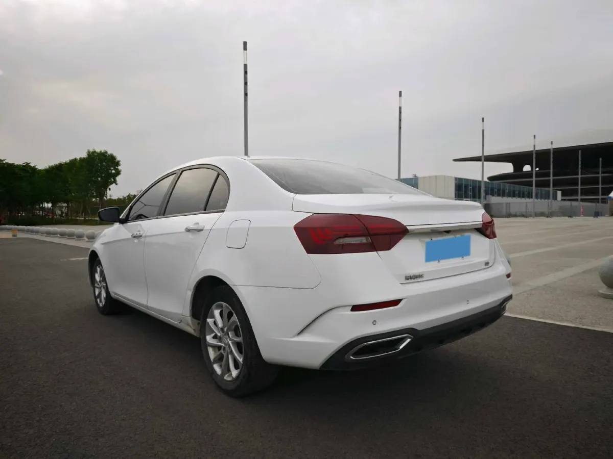 2021 BaoJun 530 1.5T 147HP L4 CVT,autocango,china used car exporter,china ev exporter,chinese used car exporter,chinese used ev exporter
