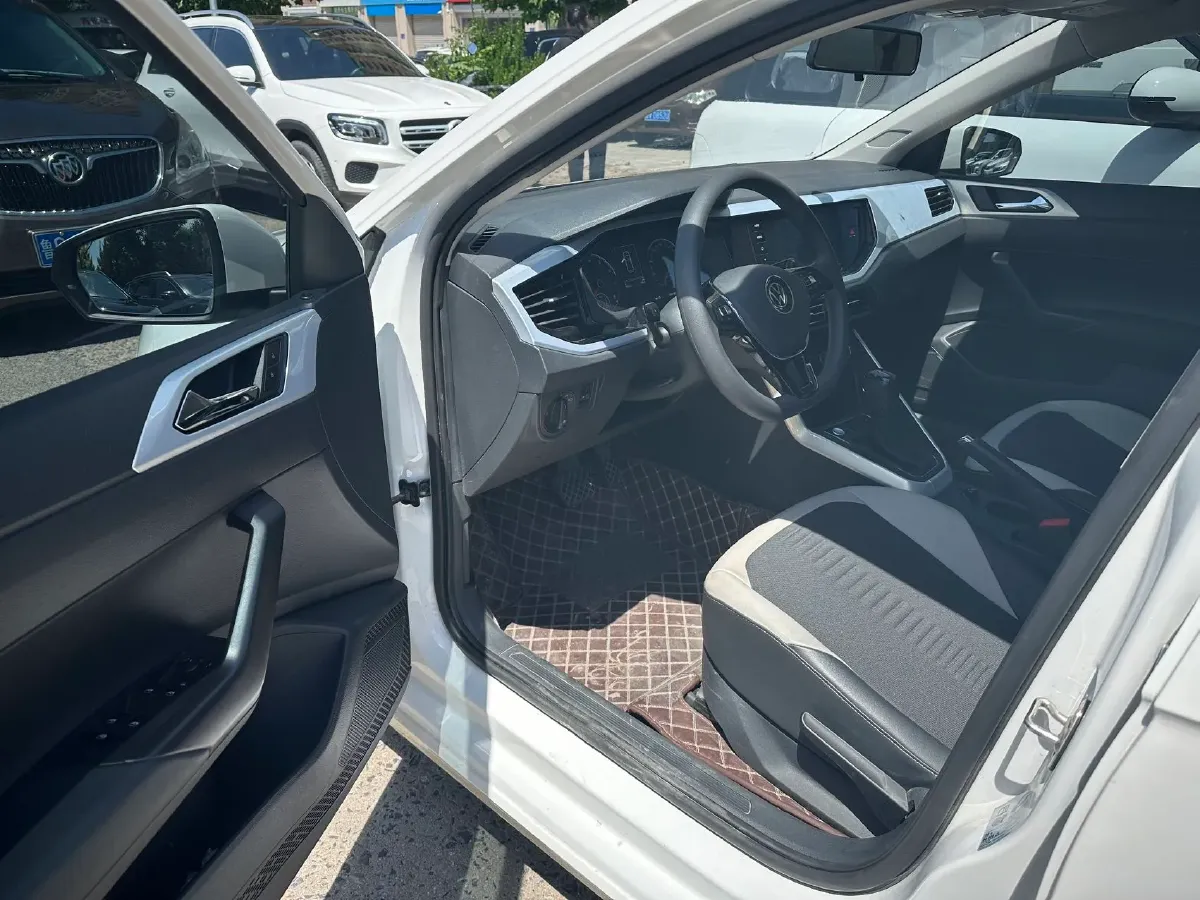 2021 DongFeng Aeolus AX7 1.6T 170HP L4 6AT,autocango,china used car exporter,china ev exporter,chinese used car exporter,chinese used ev exporter