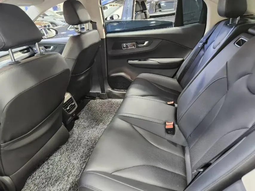 2024 HongQi E-QM5 BEV 72KWH,autocango,china used car exporter,china ev exporter,chinese used car exporter,chinese used ev exporter