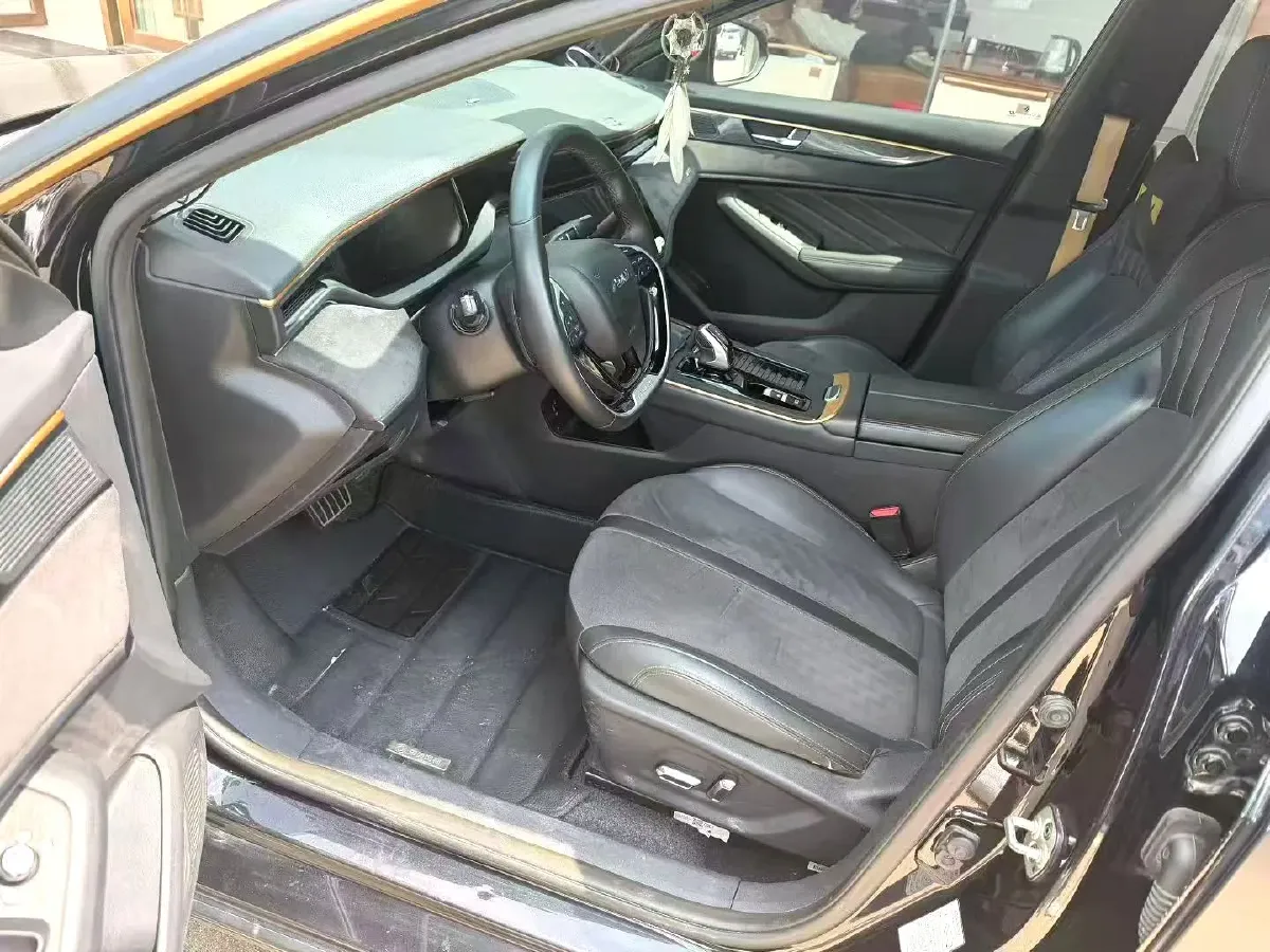 2011 Citroen C5 2.3L 171HP L4 6AT,autocango,china used car exporter,china ev exporter,chinese used car exporter,chinese used ev exporter