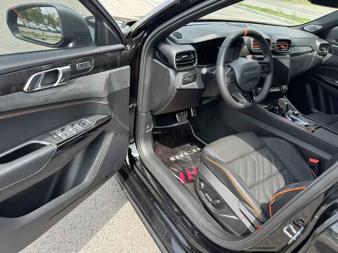 2021 LYNK&CO 02 Hatchback 2.0T 254HP L4 8AT,autocango,china used car exporter,china ev exporter,chinese used car exporter,chinese used ev exporter