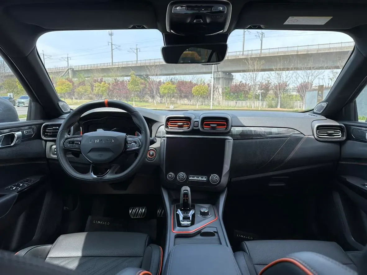 2021 LYNK&CO 02 Hatchback 2.0T 254HP L4 8AT,autocango,china used car exporter,china ev exporter,chinese used car exporter,chinese used ev exporter