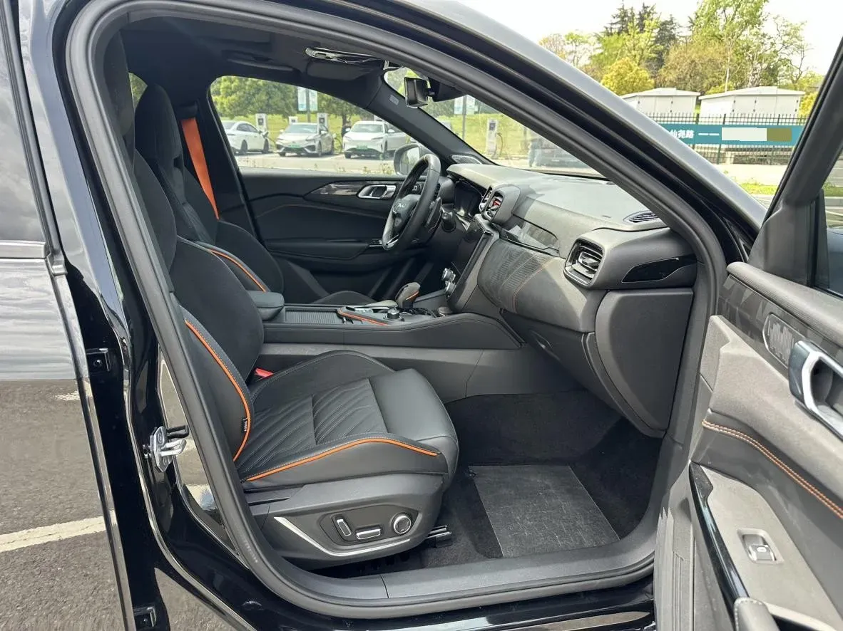 2021 LYNK&CO 02 Hatchback 2.0T 254HP L4 8AT,autocango,china used car exporter,china ev exporter,chinese used car exporter,chinese used ev exporter