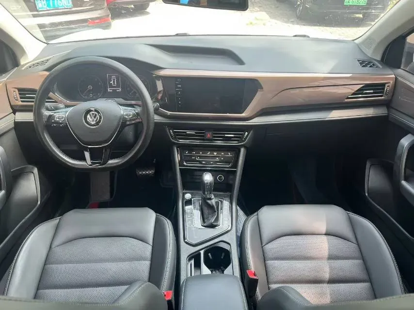 2021 Volkswagen Tharu 1.4T 150HP L4 7DCT,autocango,china used car exporter,china ev exporter,chinese used car exporter,chinese used ev exporter