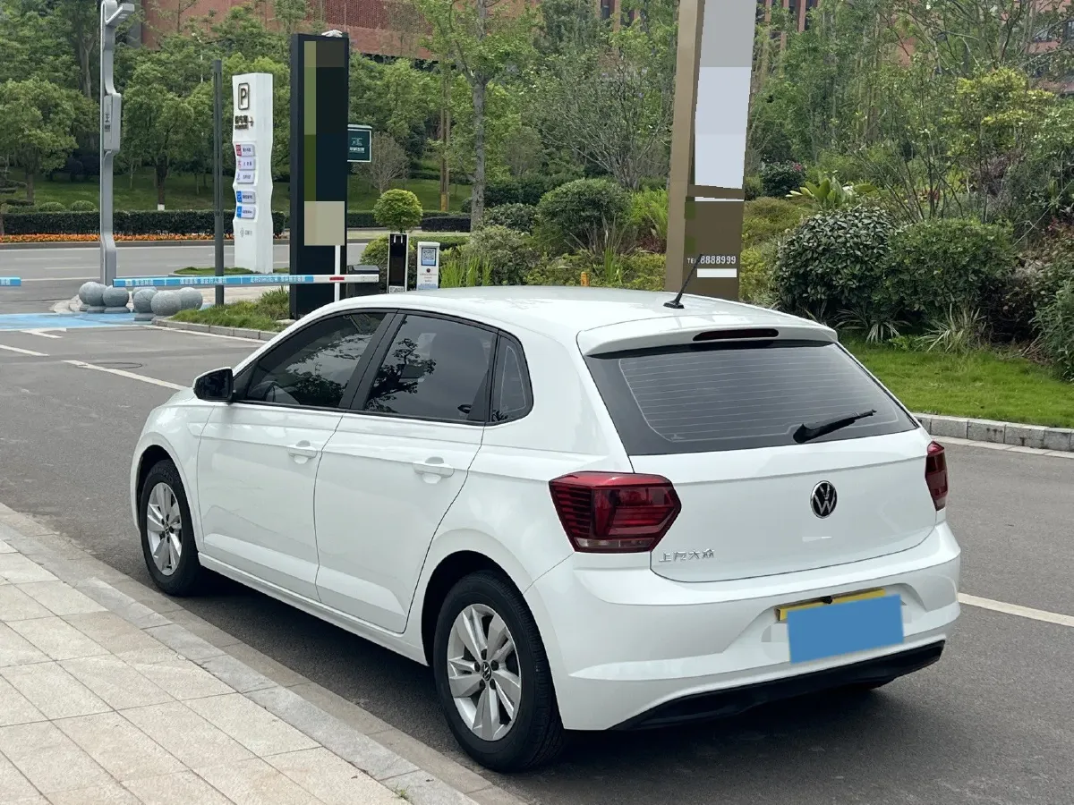 2023 Volkswagen Polo 1.5L 113HP L4 6AT,autocango,china used car exporter,china ev exporter,chinese used car exporter,chinese used ev exporter