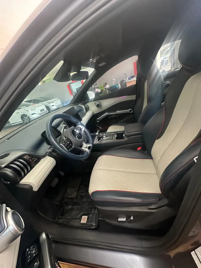 2022 Foton Grand General G7 2.0T 238HP L4 8AT,autocango,china used car exporter,china ev exporter,chinese used car exporter,chinese used ev exporter