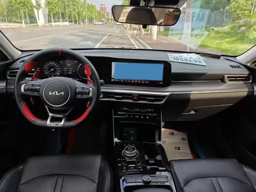 2021 Kia K5 2.0T 240HP L4 8AT,autocango,china used car exporter,china ev exporter,chinese used car exporter,chinese used ev exporter