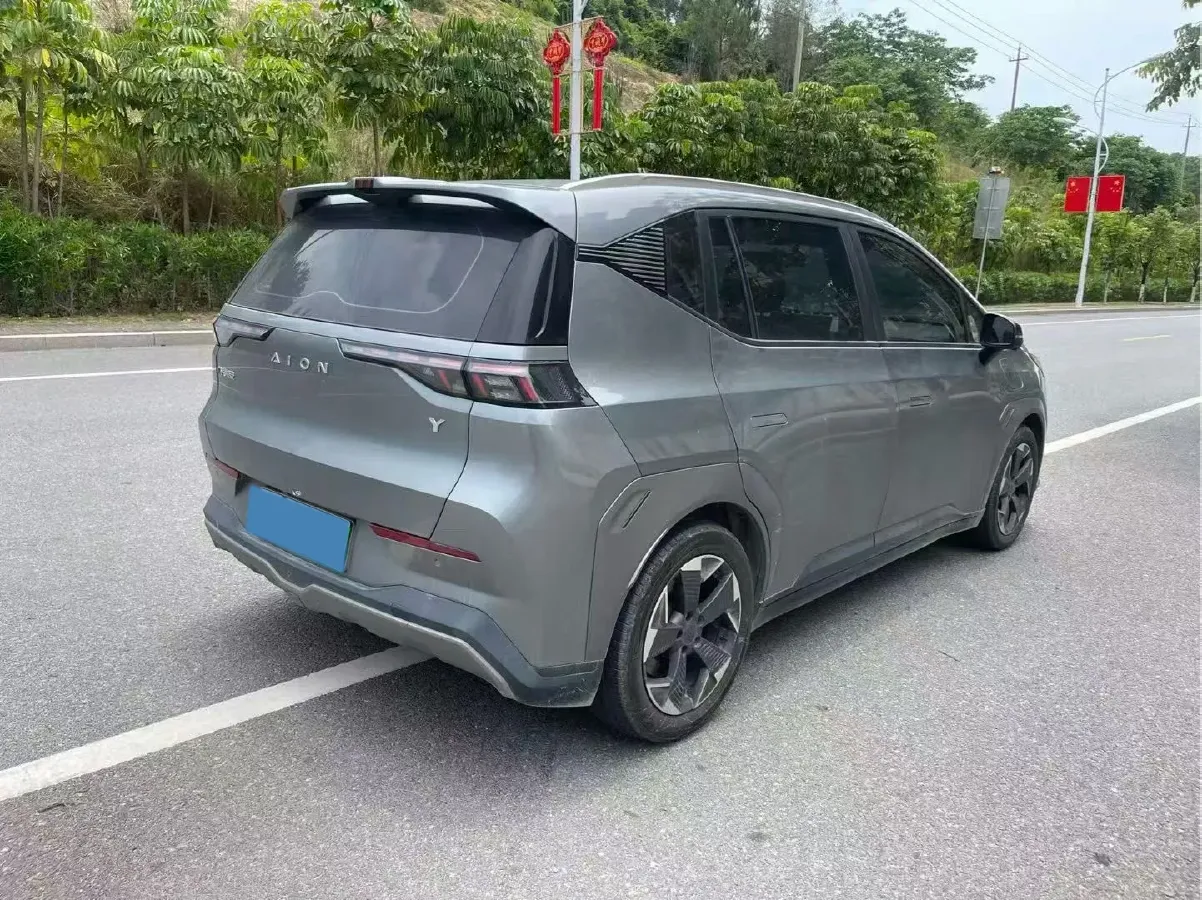 2022 Geely Okavango 1.8T 184HP L4 7DCT,autocango,china used car exporter,china ev exporter,chinese used car exporter,chinese used ev exporter
