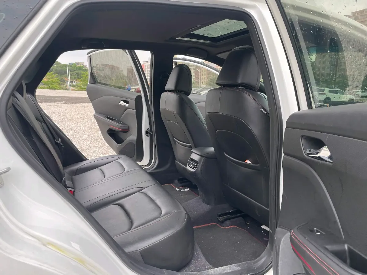 2019 Chevrolet Monza 1.3T 163HP L3 6AT,autocango,china used car exporter,china ev exporter,chinese used car exporter,chinese used ev exporter