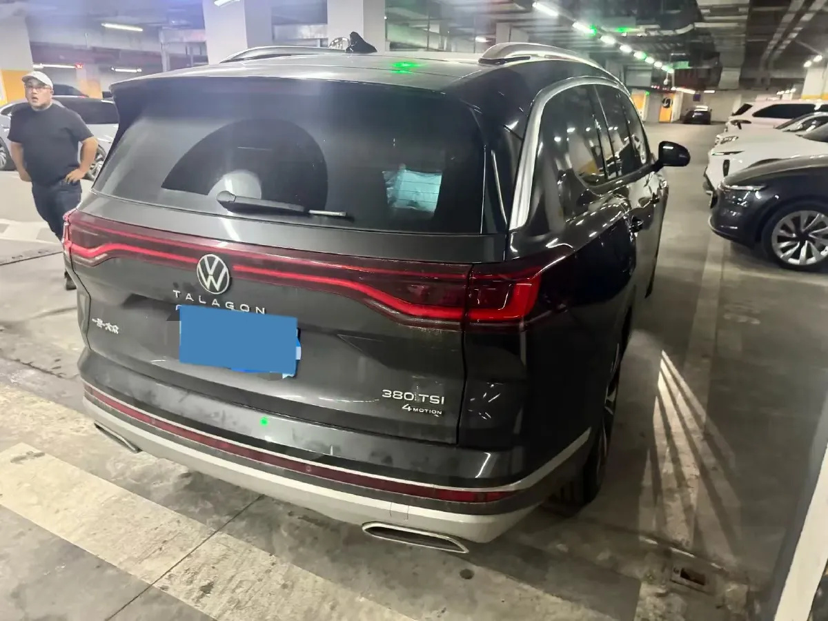 2021 Volkswagen Talagon 2.0T 220HP L4 7DCT,autocango,china used car exporter,china ev exporter,chinese used car exporter,chinese used ev exporter