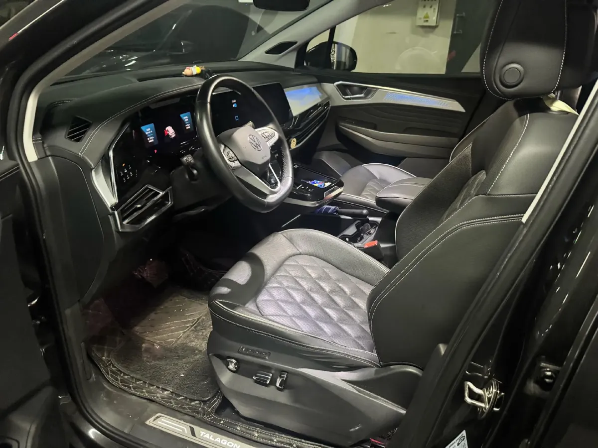 2021 Volkswagen Talagon 2.0T 220HP L4 7DCT,autocango,china used car exporter,china ev exporter,chinese used car exporter,chinese used ev exporter