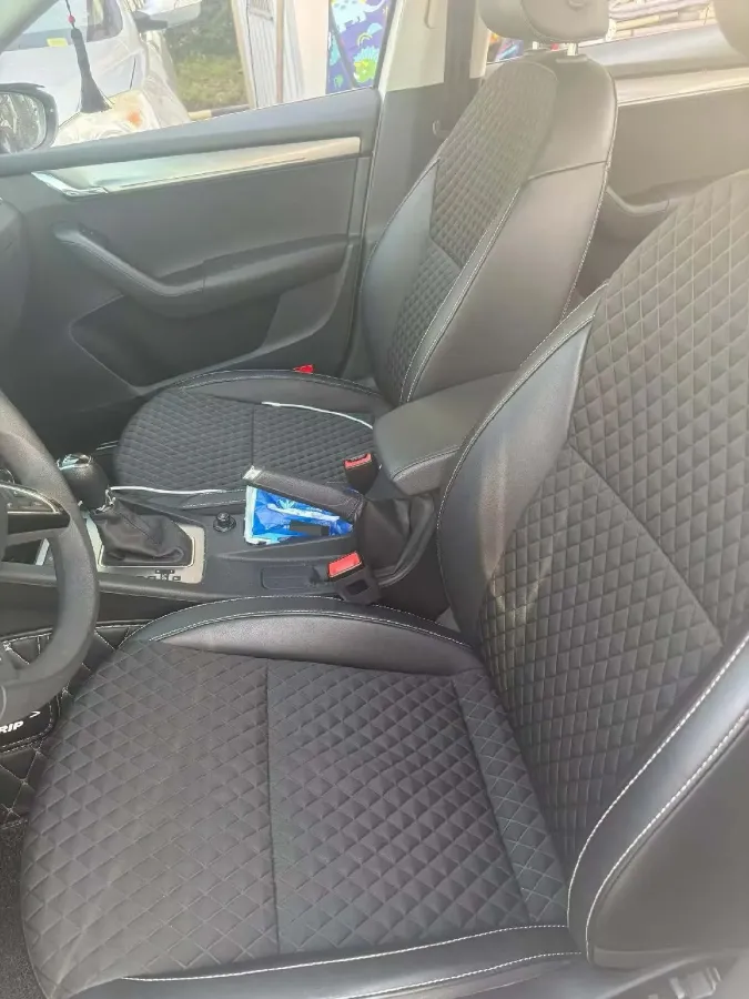 2019 Skoda Octavia 1.2T 116HP L4 7DCT,autocango,china used car exporter,china ev exporter,chinese used car exporter,chinese used ev exporter