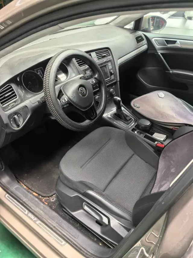 2018 Volkswagen Golf 1.6L 110HP L4 6AT,autocango,china used car exporter,china ev exporter,chinese used car exporter,chinese used ev exporter