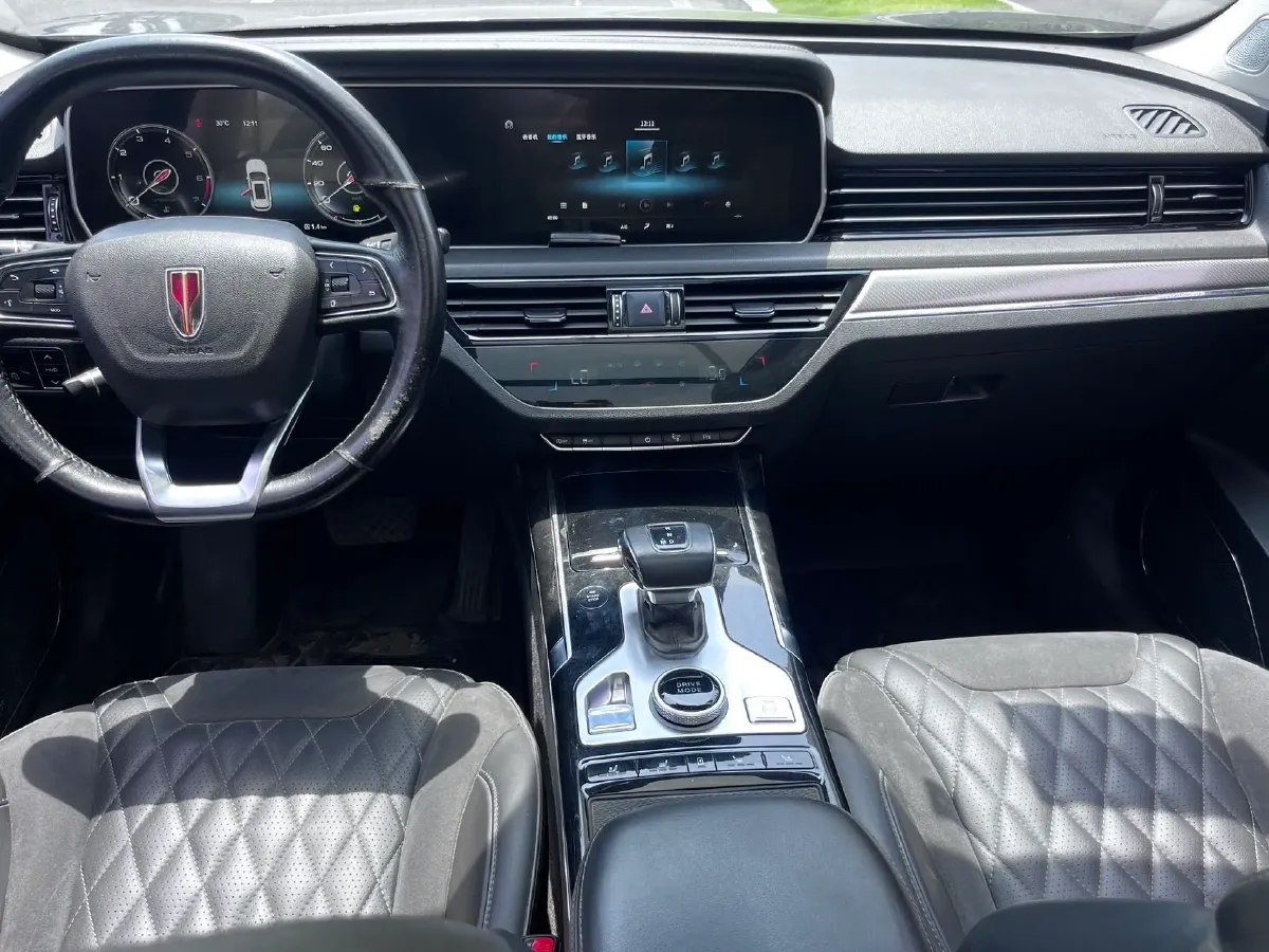 2019 HongQi HS5 2.0T 224HP L4 6AT,autocango,china used car exporter,china ev exporter,chinese used car exporter,chinese used ev exporter